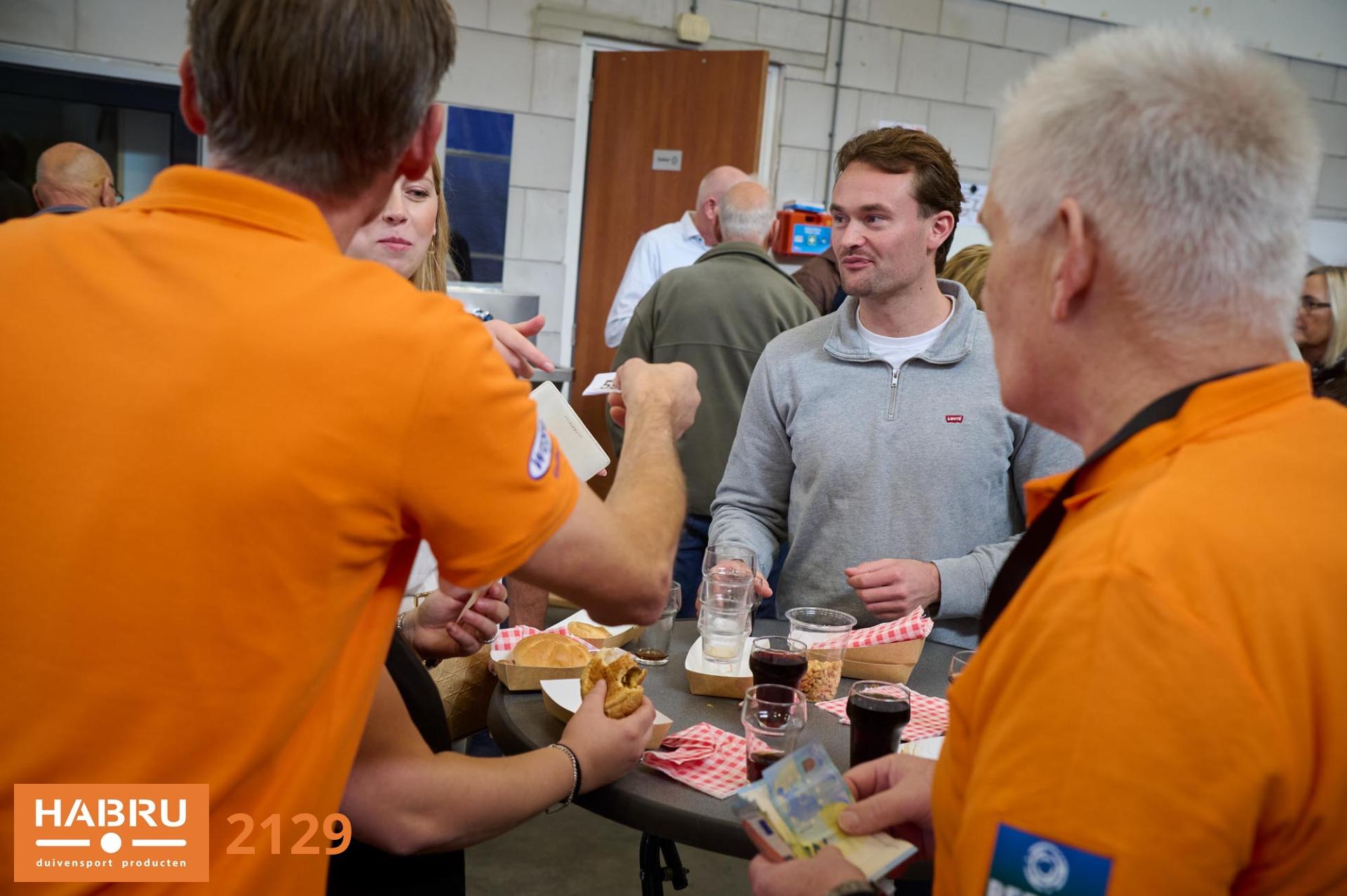Foto 2129: Duivendag-107.jpg